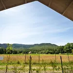 Pod Szczelincem 木屋 *