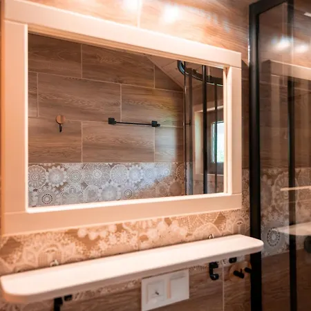 Pod Szczelincem Chalet *